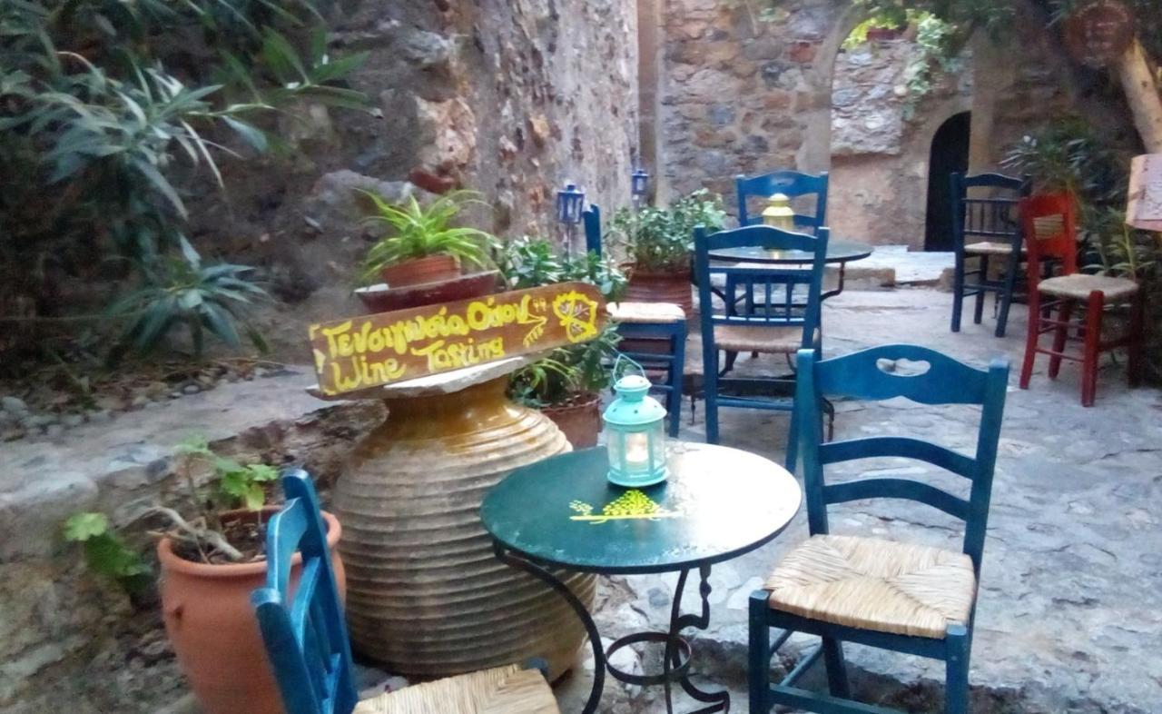Hotel Byron'S Sea View à Monemvasia Extérieur photo